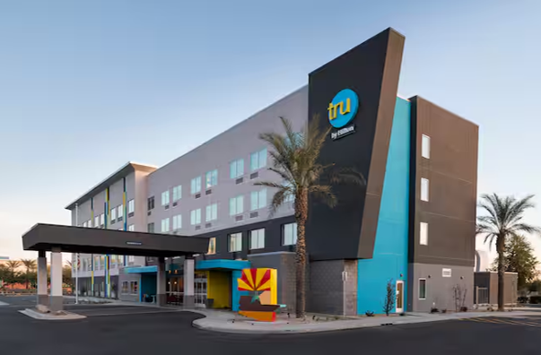 Tru by Hilton Phoenix Glendale Westgate